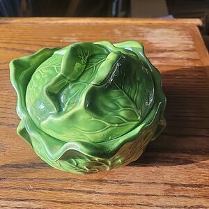 Vtg Holland Mold Cabbage Bowl W/ Lid Green No chips cracks or scratches 7" round